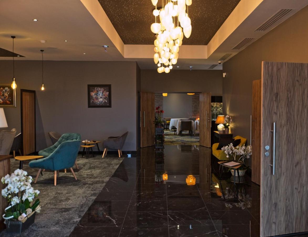 Hotel & Restaurant La Maison Des Bles Boutervilliers Экстерьер фото